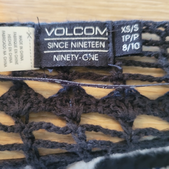 Volcum loose knitted cover with flare sleeve shirt - Picture 5 of 5